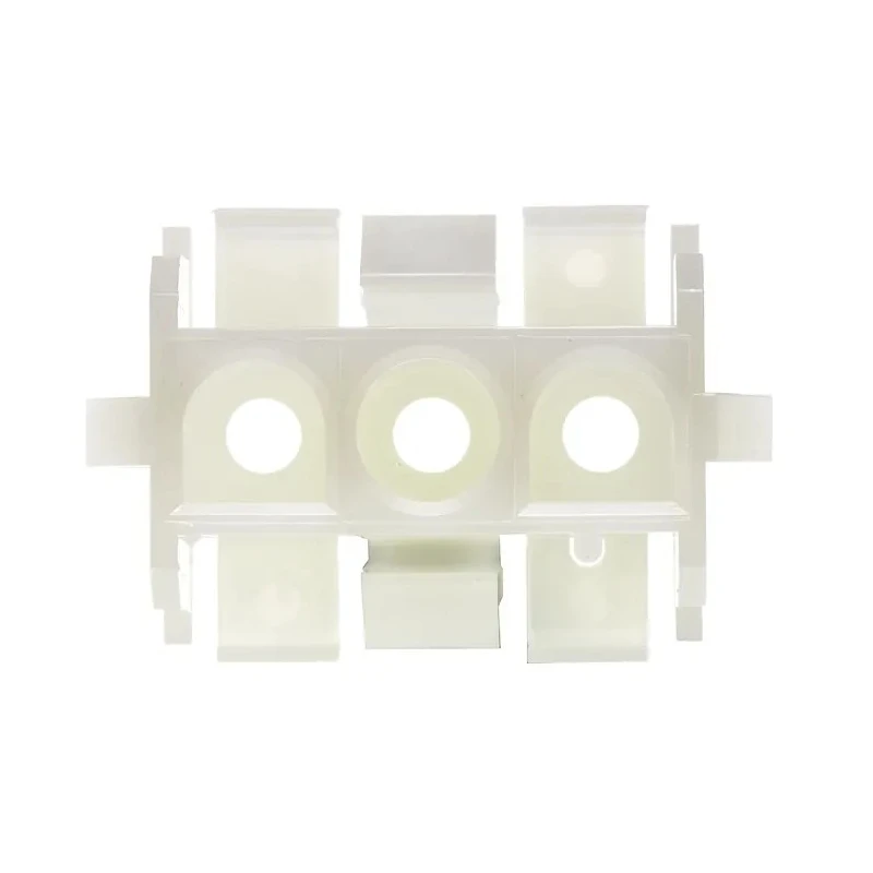 TE Connectivity Universal MATE-N-LOK Female Connector Housing 6.35 mm Pitch 3 Way 1 Row Straight 1-480701