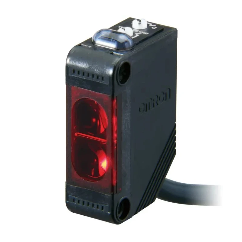 Omron Retroreflective Photoelectric Sensor Block Sensor 100 mm to 4 m Detection Range NPN Output IP67 E3Z-R61 2M