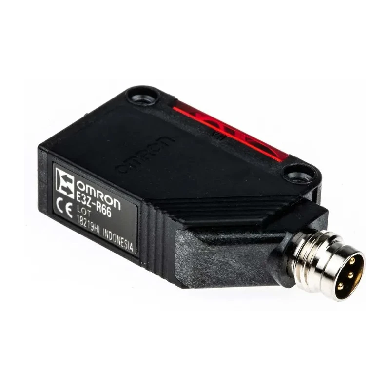 Omron Retroreflective Photoelectric Sensor Block Style 100 mm to 4 m Detection Range, NPN Output, IP69K E3ZR66OMS