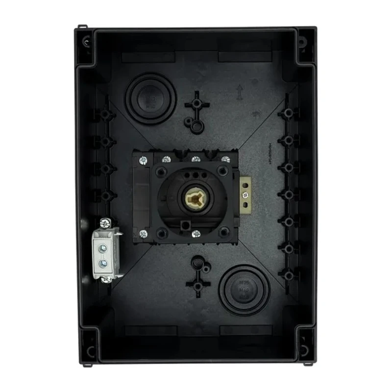 Eaton 3-Pole Surface Mount Isolator Switch IP65, 760A, 55 kW P3-100 