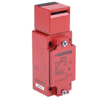 Telemecanique Sensors Safety Interlock Switch, Keyed Actuator Included, Zinc Alloy Housing, IP67, 240V AC, 6A, XCSA701