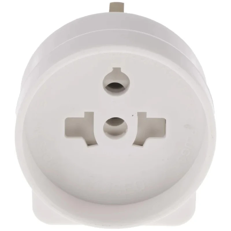 RS PRO Travel Adapter Europe UK, 13A, European Plug to British Type G, 250 V 13A 399-6134