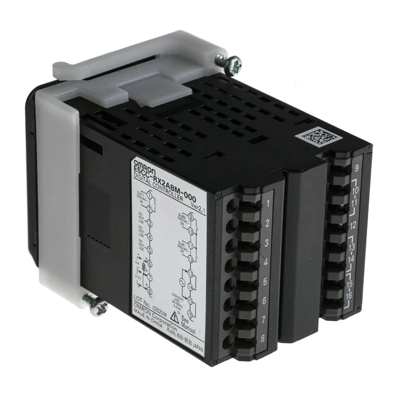 Omron Panel Mount PID Temperature Controller 1 Input 1 Output Relay 240V AC E5CC