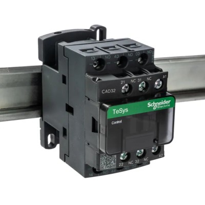 Schneider Electric CAD Contactor 5-Pole Control Relay 110V AC Coil, 10A, 2 NO/2 NC, 690V AC CAD32F7