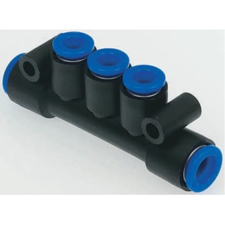 SMC Pneumatic 3 Outlet Manifold Polybutylene Terephthalate Material 1 MPa Operating Pressure KM13-04-08-3