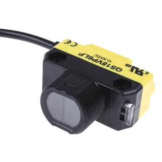 Banner Retroreflective Photoelectric Sensor, Block Sensor, 3.5 m Detection Range, PNP Output, IP67, QS18VP6LP