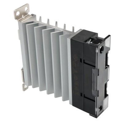 Omron Solid State Relay, 15A Load Current, 264V AC Load, 24V DC Control, DIN Rail Mount G3PJ