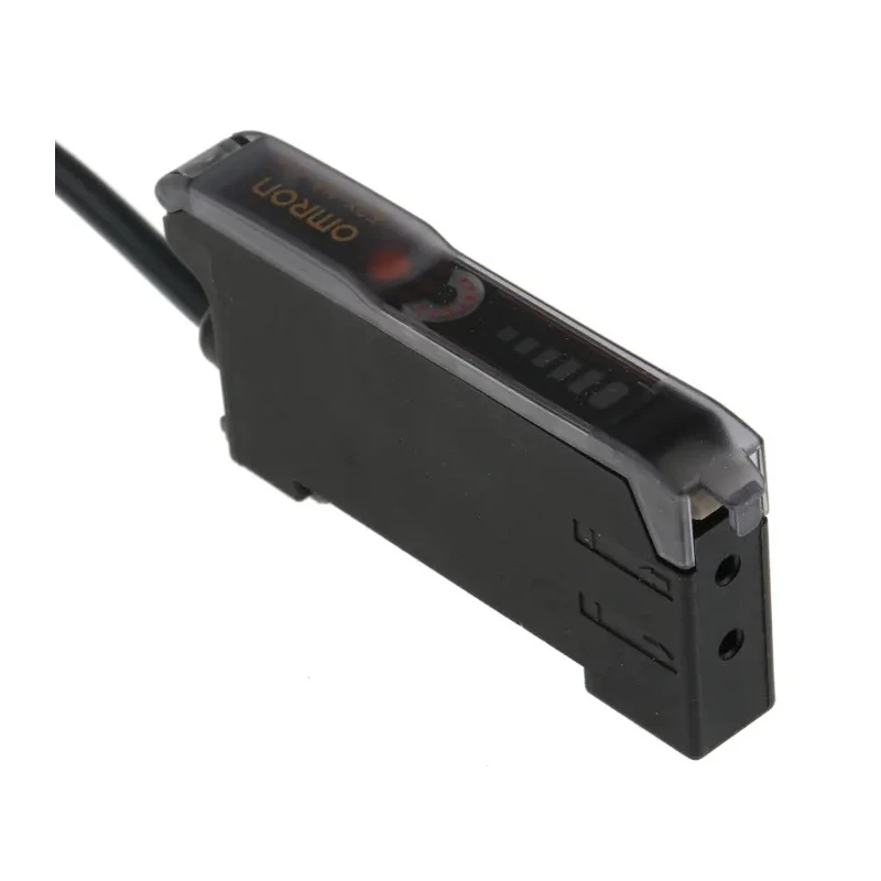 Omron Plastic Fibre Optic Sensor, PNP Output, IP50, 250V 