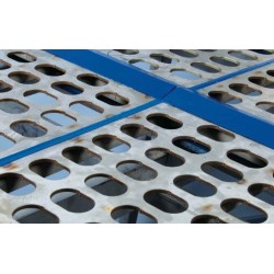 two-perforated-plate-panels-37758