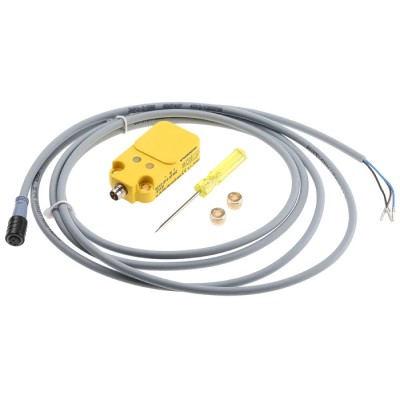 Turck Block Capacitive Proximity Sensor 10 mm, M8 x 1 Thread, PNP Output, 200mA Switching Current, 65V BC10-Q14-AP4X2-V1131