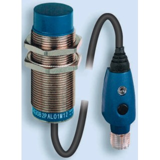 Telemecanique Sensors Threaded Barrel Inductive Proximity Sensor M12 x 1, PNP Output, 24V DC, 5 mm Detection XS612B2PAL01M12