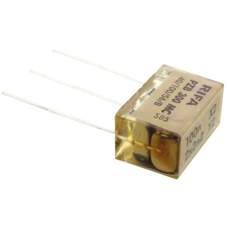 KEMET Paper Capacitor X2 + 2xY2 100nF 275V AC 275V DC Through Hole PZB300