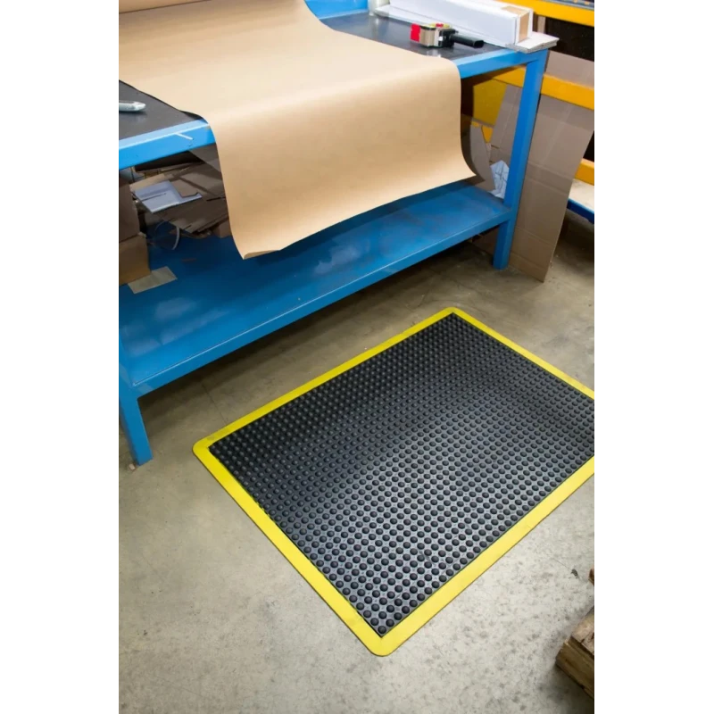 Coba Europe Individual Natural Rubber Anti-Fatigue Mat 600mm x 900mm x 14mm Bubble Surface BF010701