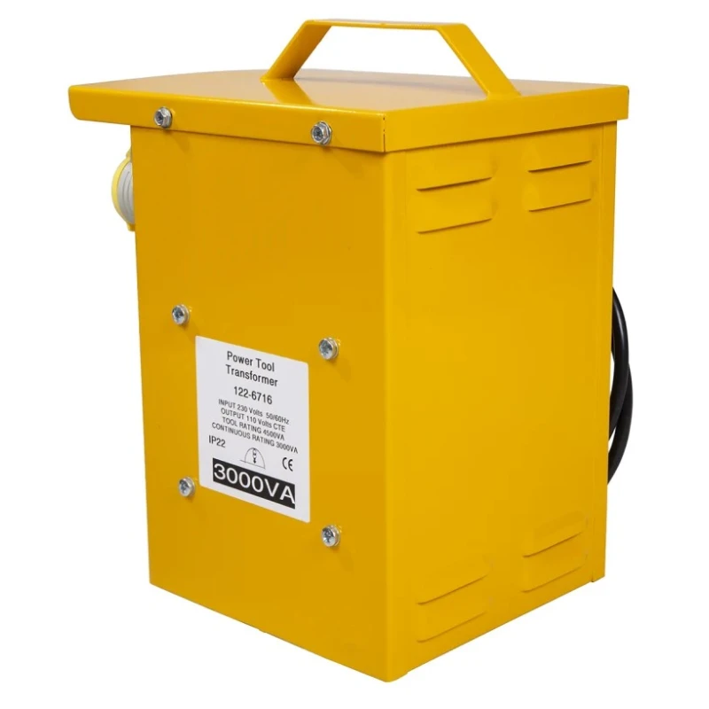 RS PRO Site Transformer 3 kVA 230 V ac Primary 110 V (55V-0V-55V) Secondary 32 A Output 122-6716
