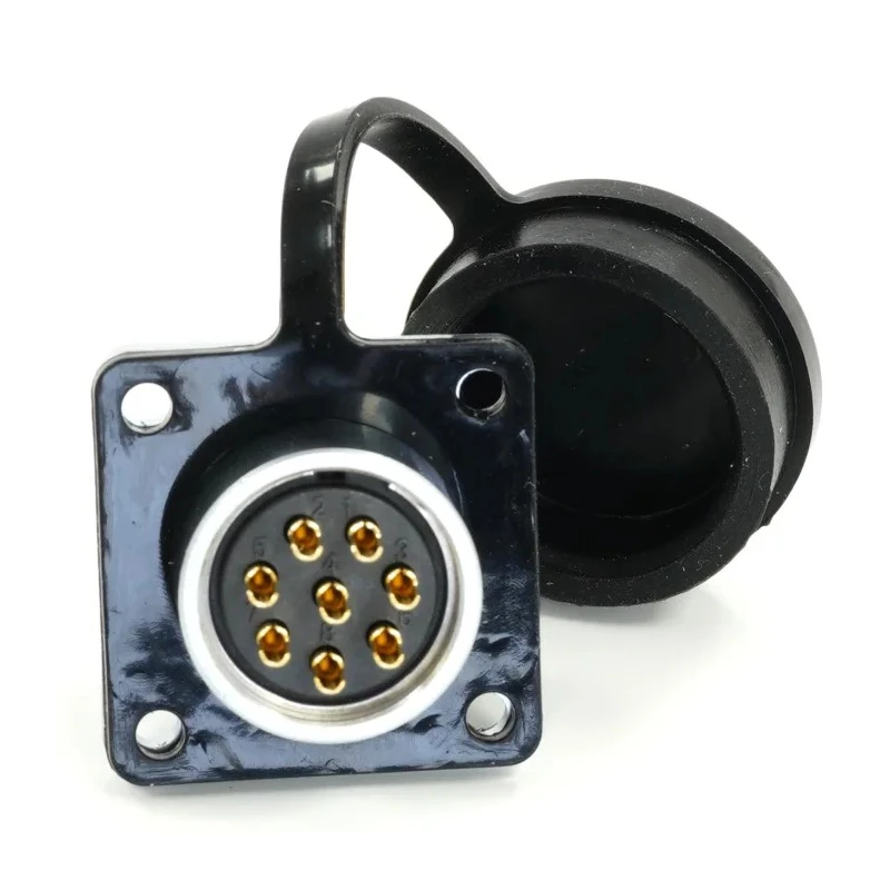 RS PRO Circular Connector Flange M20 Socket Female 8 Contacts IP67 500V 10A 233-8220