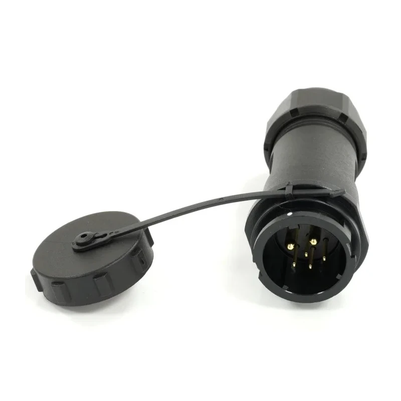 RS PRO Circular Connector, 6 Contacts, Cable Mount, 21 mm, Socket Male, Bayonet Mating, IP67, 500V, 30.5A 233-8379