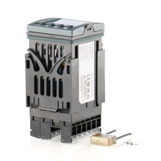 Eurotherm 3200 Panel PID Temperature Controller, 3 Output Logic Relay, On-Off Control, 264V ac 3216/CC/VH/LDXX/R