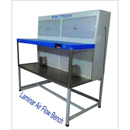 laminar-air-flow-workstation-4452