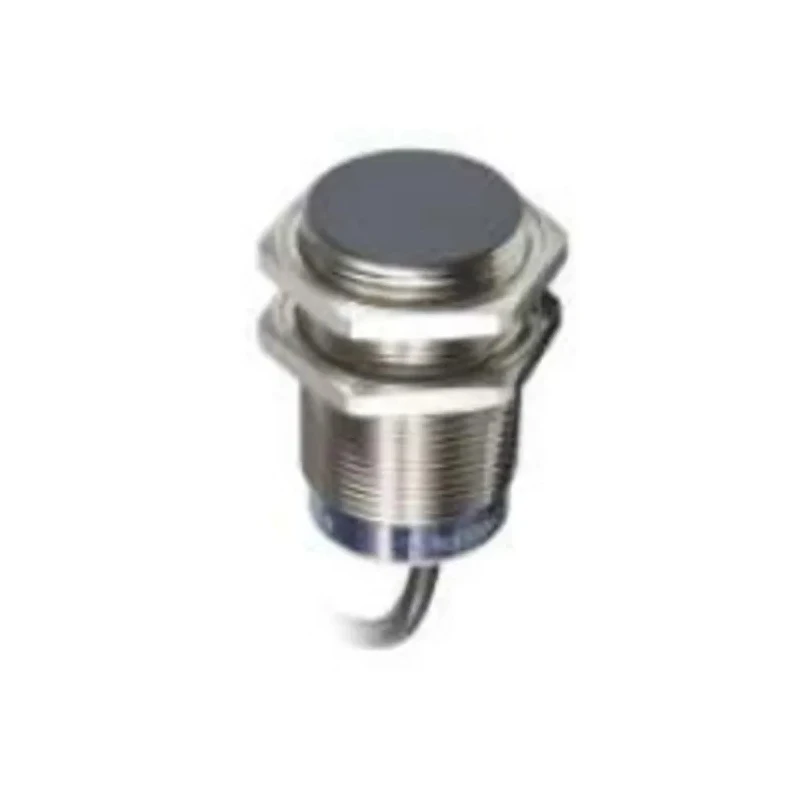 Telemecanique Sensors Threaded Barrel Inductive Proximity Sensor M30 PNP Output 10mm Detection Range 36V DC 240V XS530B1PAL2