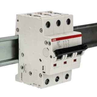 ABB System Pro M Compact S200 Miniature Circuit Breaker, 3-Pole, 2A, Type D, 440V AC, 12V DC, 6 kA 2CDS253001R0021 S203-D2