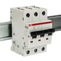 ABB System Pro M Compact S200 Miniature Circuit Breaker, 3-Pole, 4A, Type D, 440V AC, 12V DC, 6kA 2CDS253001R0041 S203-D4
