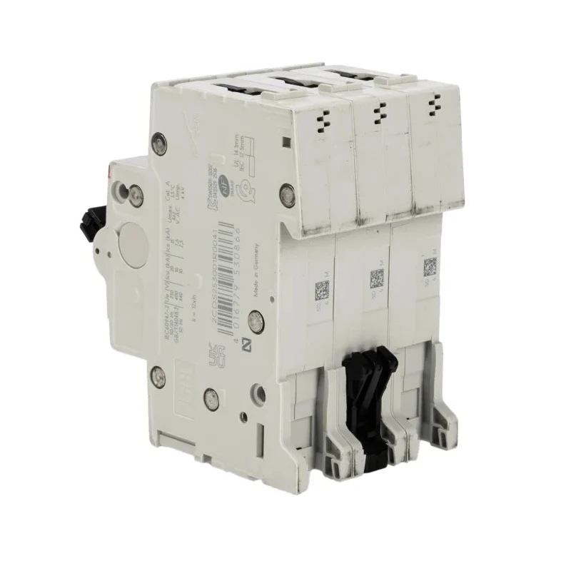 ABB System Pro M Compact S200 Miniature Circuit Breaker, 3-Pole, 4A, Type D, 440V AC, 12V DC, 6kA 2CDS253001R0041 S203-D4