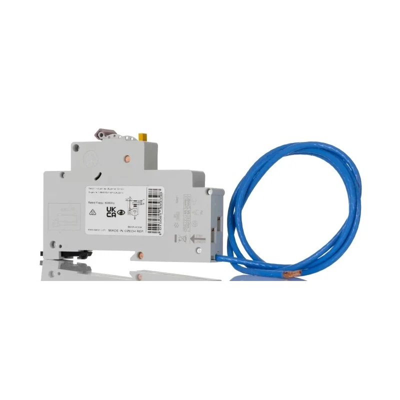 Eaton Residual Current Circuit Breaker with Overload Protection 16A, 1-Pole, 30mA Trip EMCH116R30C ERBM-16/1/C/003-A