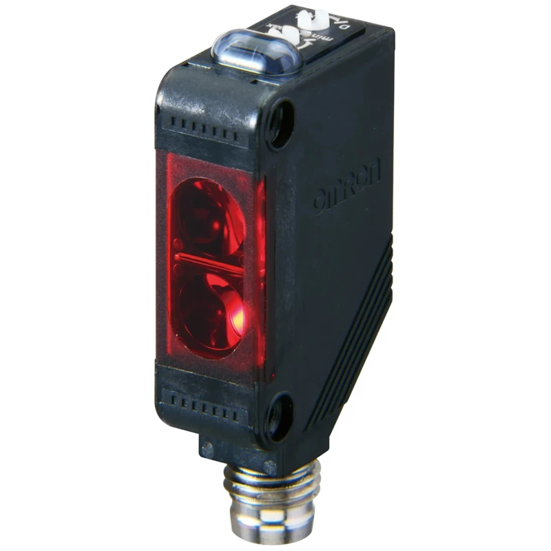 Omron Retroreflective Photoelectric Sensor, Block Sensor, 4 m Detection Range, PNP Output, IP67 Rated E3Z-R86-IL3
