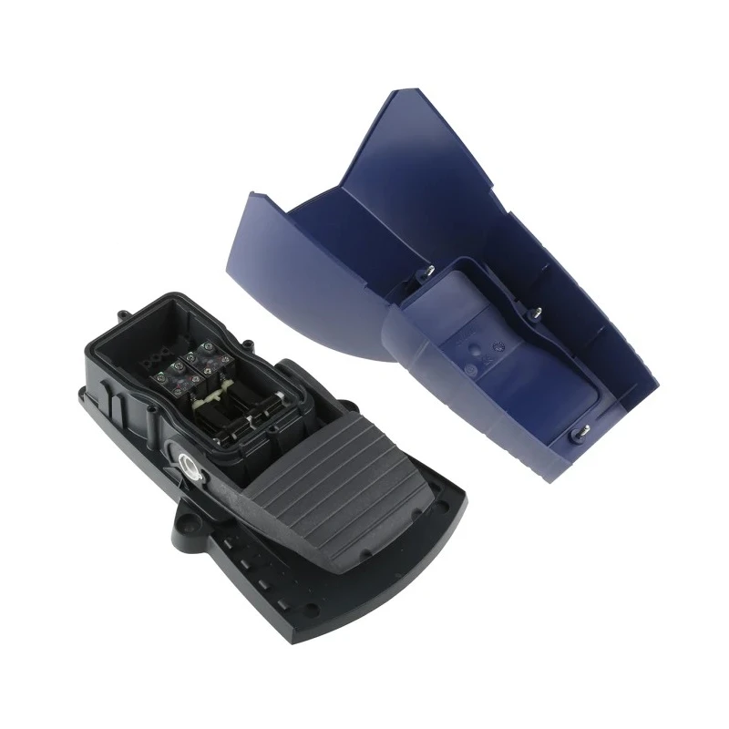 Schneider Electric Industrial Duty Momentary On-Off Foot Switch 2 NO/2 NC Plastic Housing 3A Contact Current 240V AC XPEB311