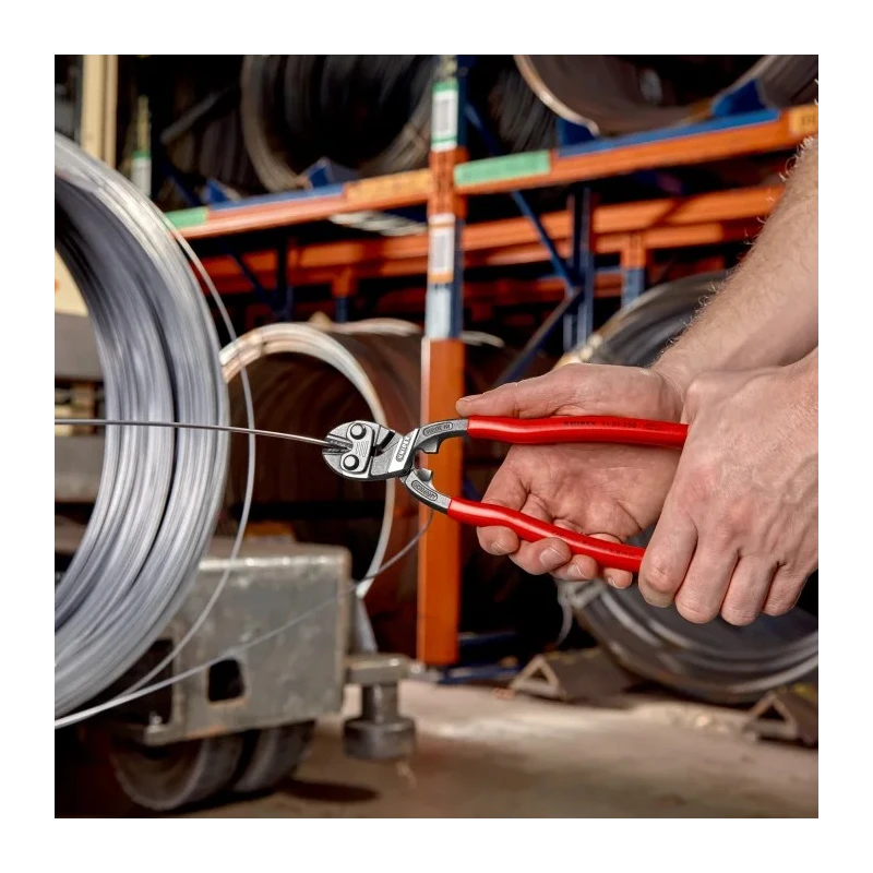 Knipex Compact Bolt Cutter 250 mm Plastic Grip Chrome Vanadium Steel Jaw 5.6 mm Cutting Capacity 71 01 250