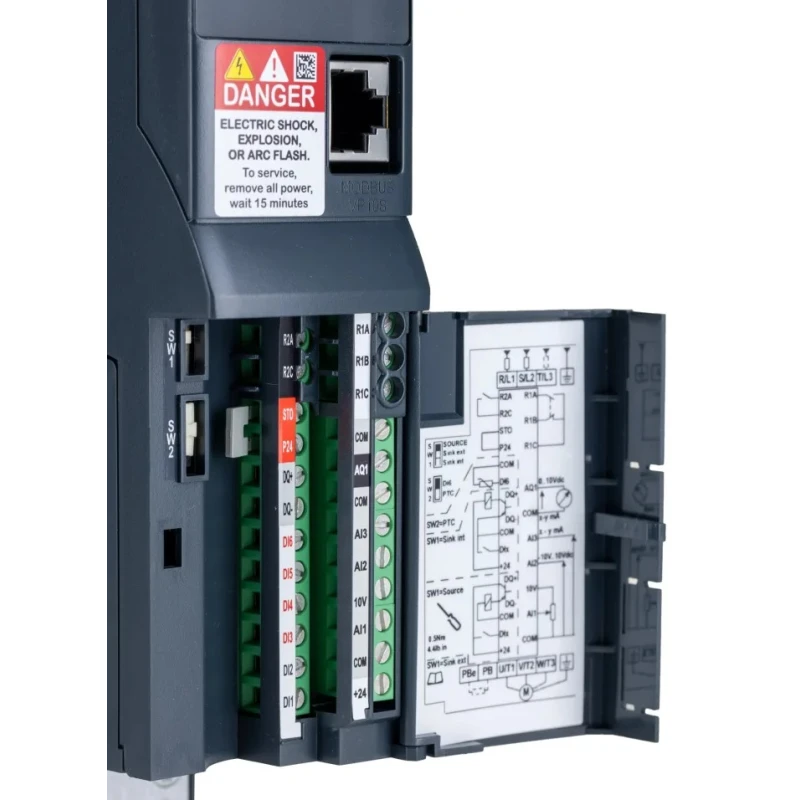 Schneider Electric Variable Speed Drive 370 W 1 Phase Altivar Series 230V AC 3.3 A ATV320U04M2B