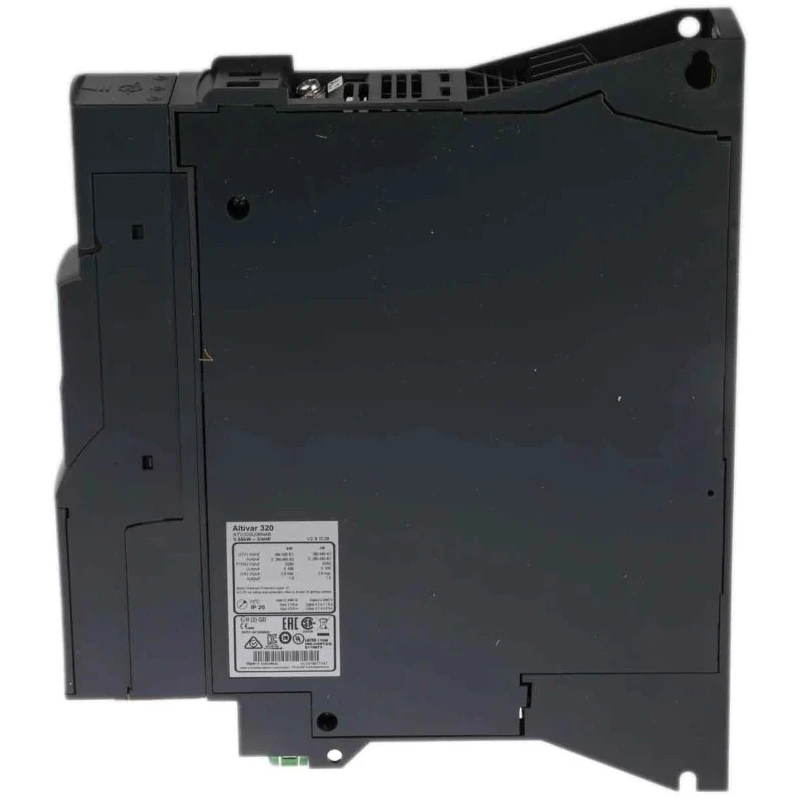 Schneider Electric Variable Speed Drive, 550 W, 3 Phase, Altivar Series, 400V AC 1.9 A ATV320U06N4B