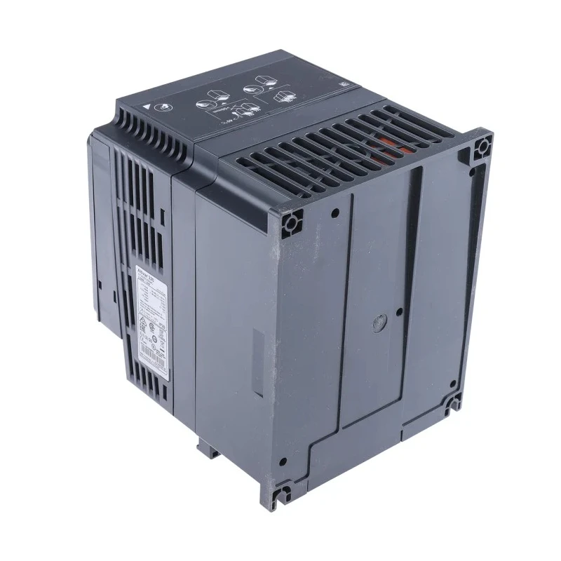 Schneider Electric Variable Speed Drive 2.2 kW 3 Phase 400V AC 8.7 A DIN Rail Altivar Series ATV320U22N4C