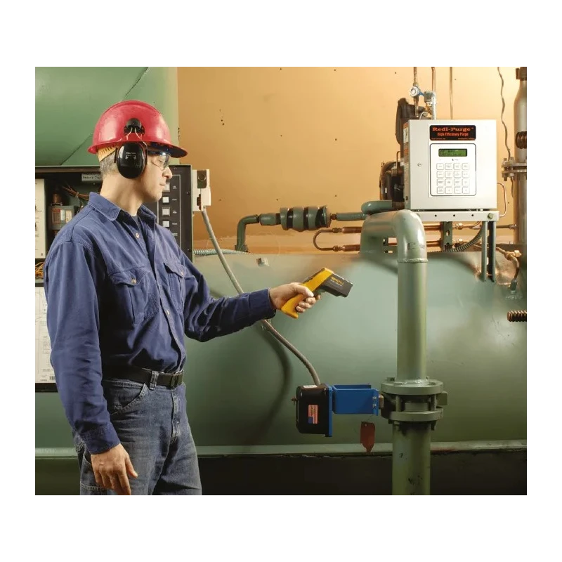 Fluke Infrared Thermometer Bundle, -40 °C to +550 °C, ±1% Accuracy, Adjustable Emissivity, AA Battery Powered 2558118