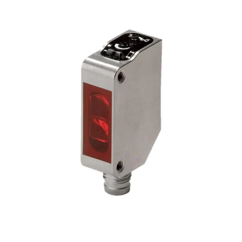 Omron Diffuse Photoelectric Sensor, Block Sensor, 1 m Detection Range, PNP Output, IP69K Stainless Steel Housing E3ZM-D87