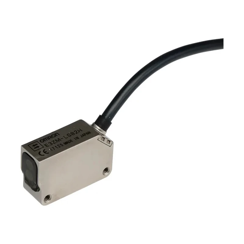 Omron Retroreflective Photoelectric Sensor Block Sensor 10 mm to 150 mm PNP Output IP69K E3ZM-LS82H 2M