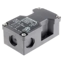 Schmersal BNS16 Series Magnetic Non-Contact Safety Switch, Plastic Housing, 100V AC/DC, 1 NO/2 NC, M20 BNS16
