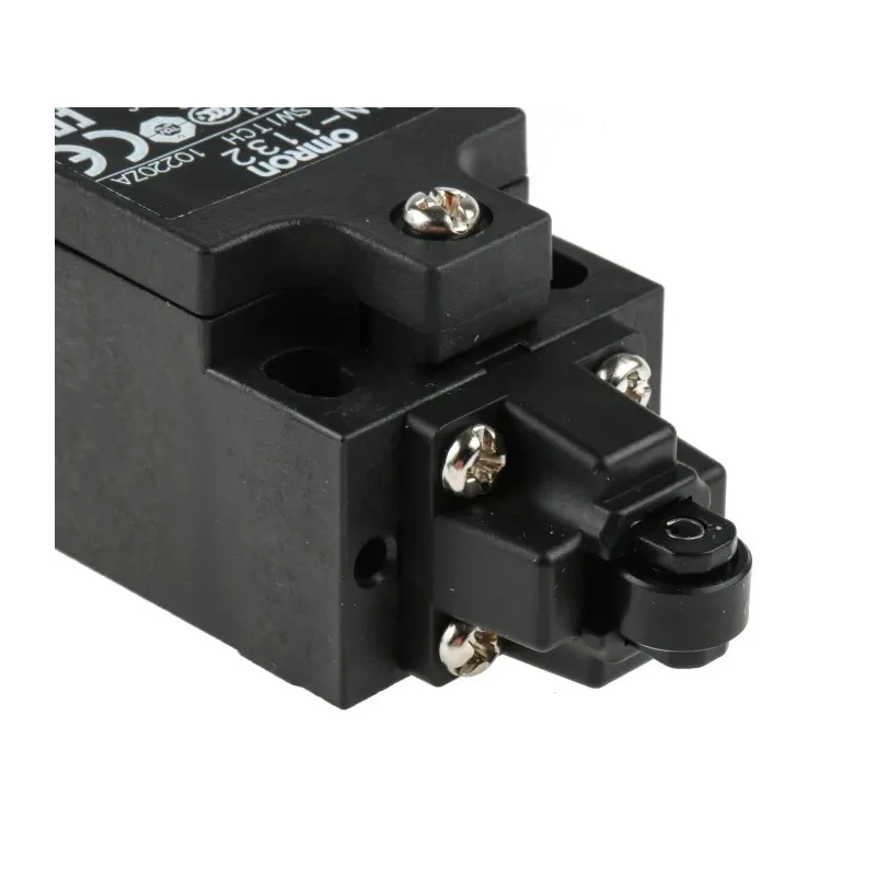Omron D4n Series Roller Plunger Interlock Switch, 1 NO/1 NC, IP67 