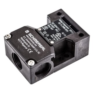 Schmersal Safety Interlock Switch, Keyed, Fibreglass Reinforced Thermoplastic, IP67, -30°C to 80°C, Compact 30x52x75mm AZ15