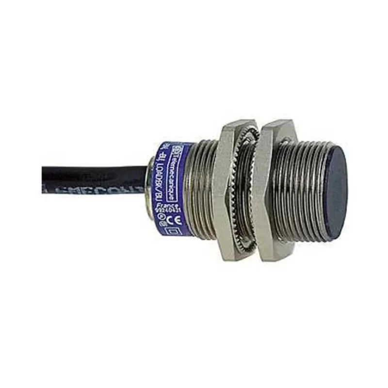 Telemecanique Sensors Threaded Barrel Inductive Proximity Sensor M18 x 1 PNP 24V AC/DC 5mm Detection XS1N18PC410
