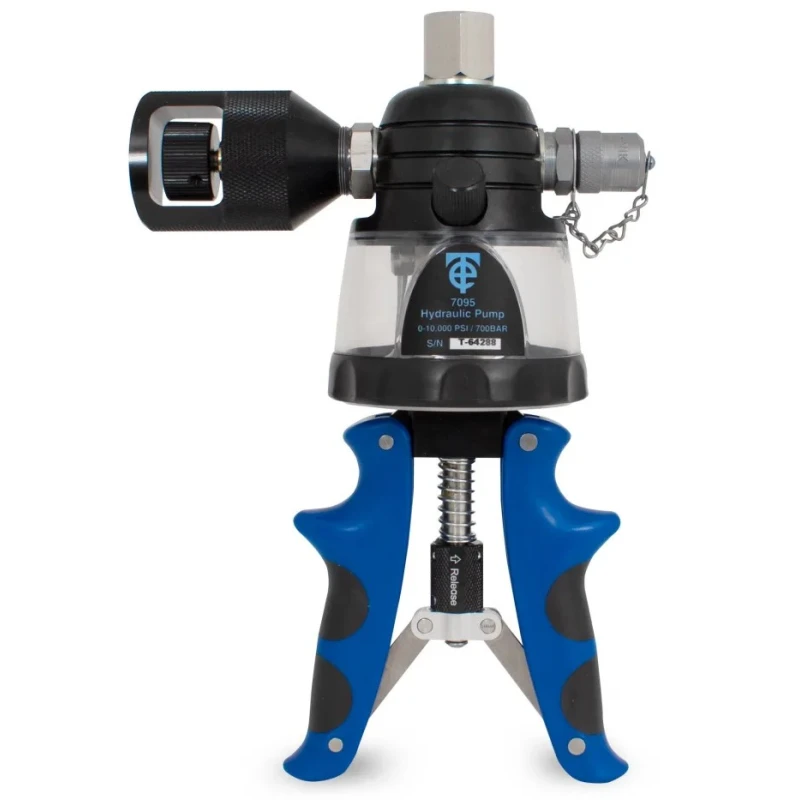 Time Electronics Hand Pump Pressure Pump Kit 700 bar Stainless Steel 130ml Tank Capacity 1/4 in BSP 7095
