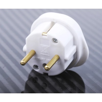 RS PRO Travel Adapter UK to Europe 7.5A 250V Type G British 3-Pin to European Socket 668-3698