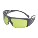3M SecureFit 600 Welding Glasses with Anti-Fog Coating, Anti-Mist, Chemical Resistant, Scratch Resistant, Shade SF617AS-EU