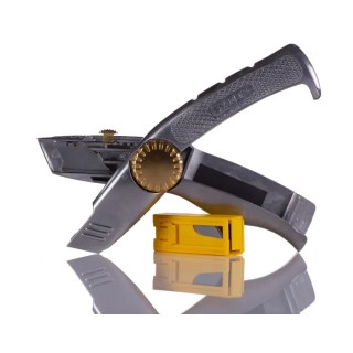 Stanley FatMax Utility Knife with Die Cast Aluminium Handle and Tool Material 0-10-819