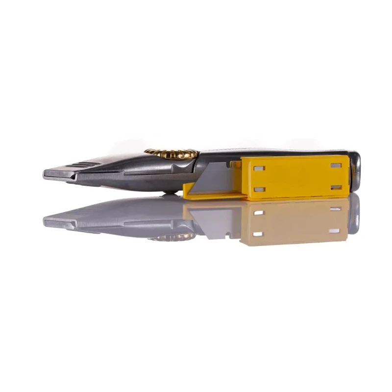 Stanley FatMax Utility Knife with Die Cast Aluminium Handle and Tool Material 0-10-819