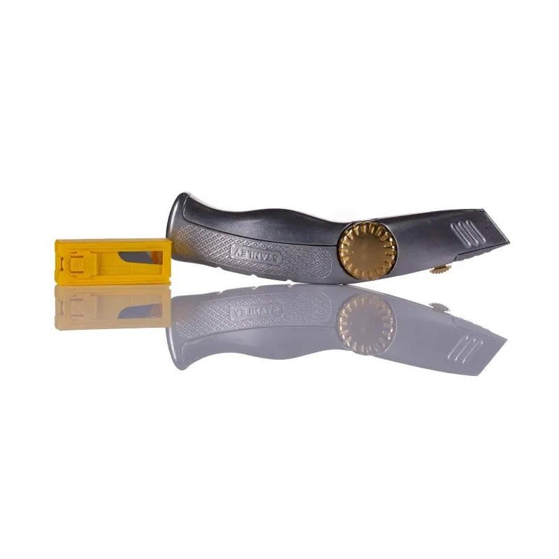Stanley FatMax Utility Knife with Die Cast Aluminium Handle and Tool Material 0-10-819