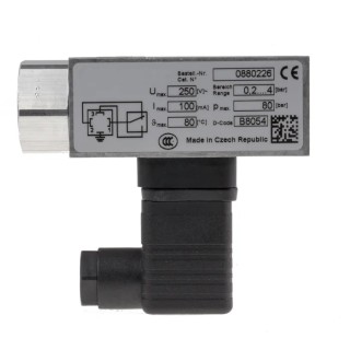 RS PRO Electromechanical Pressure Switch 0.2 bar to 4 bar, NPT 1/4 Connection, IP65, 30V, Model 136-6270