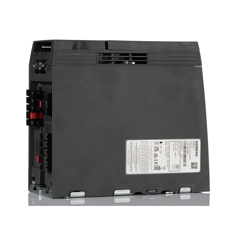 Siemens Inverter Drive, 2.2 kW, 3 Phase, SINAMICS G120C Series 400V AC Vector Control, Wall Mount 6SL3210-1KE15-8UP2
