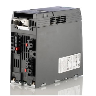 Siemens Inverter Drive 1.5 kW 3 Phase SINAMICS G120C Series Wall Mount IP20 400V AC 7.4A 6SL3210-1KE15-8UF2
