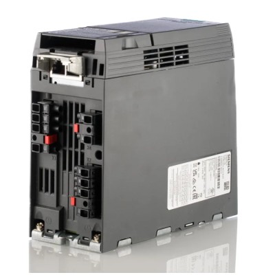 Siemens Inverter Drive 1.5 kW 3 Phase SINAMICS G120C Series Wall Mount IP20 400V AC 7.4A 6SL3210-1KE15-8UF2